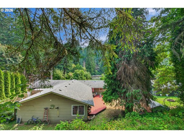 236 LAVERNE Dr, Kalama, WA 98625