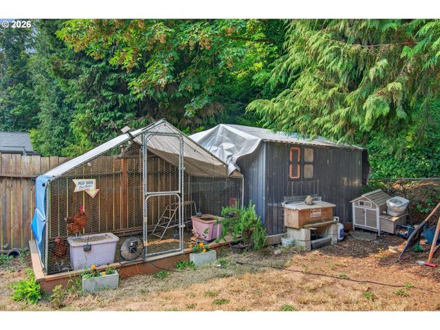 236 LAVERNE Dr, Kalama, WA 98625