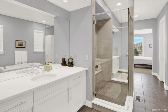 31 S Oneida Court, Denver, CO 80230