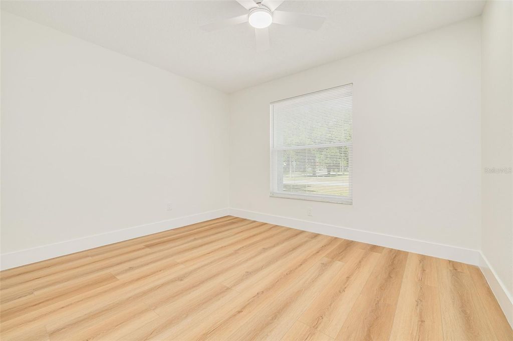 Image 17 of property listing at 465 BELMIST COURT, Dunedin, FL 34698