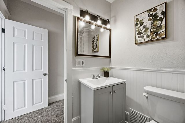 1730 Park Avenue SE, Cedar Rapids, IA 52403