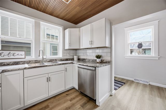 1730 Park Avenue SE, Cedar Rapids, IA 52403