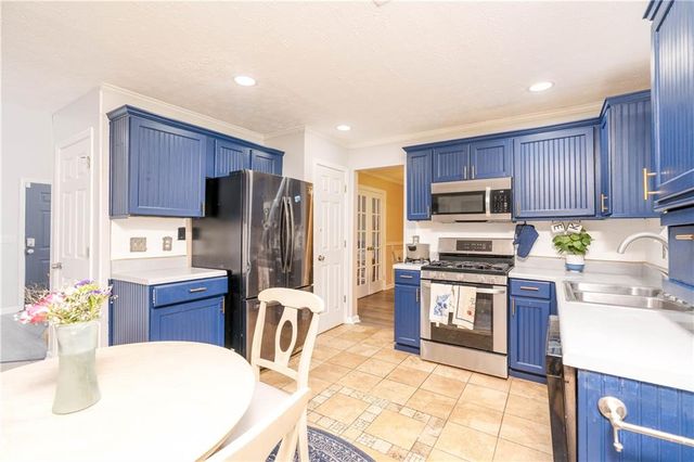 642 Crestworth Crossing, Powder Springs, GA 30127