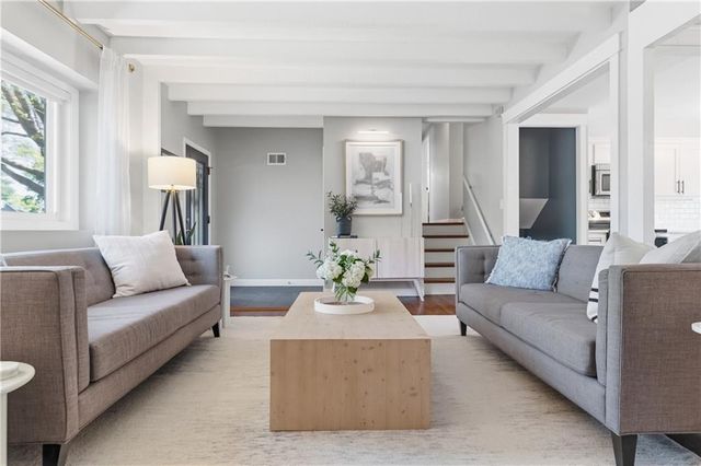 7928 Juniper Drive, Prairie Village, KS 66208