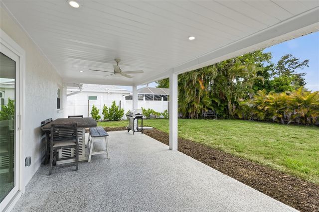206 73RD STREET NW, Bradenton, FL 34209