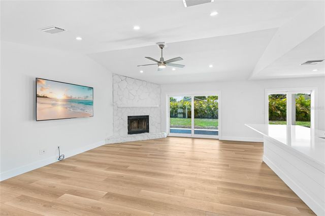 206 73RD STREET NW, Bradenton, FL 34209