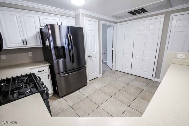 9303 Gilcrease Avenue 1231, Las Vegas, NV 89149