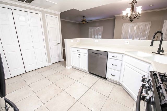 9303 Gilcrease Avenue 1231, Las Vegas, NV 89149