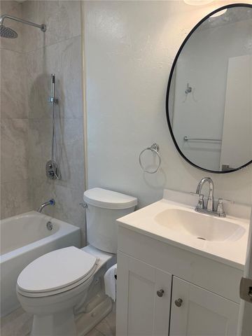 1317 35TH AVENUE N, St Petersburg, FL 33704