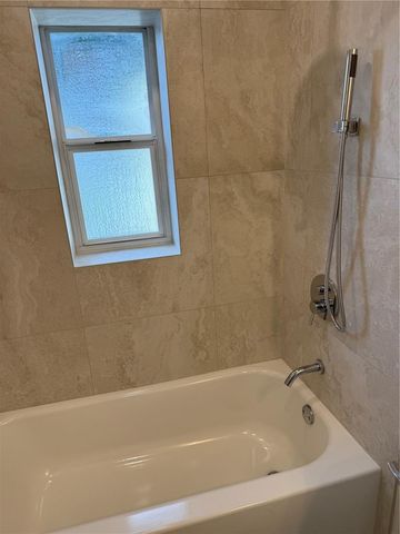 1317 35TH AVENUE N, St Petersburg, FL 33704