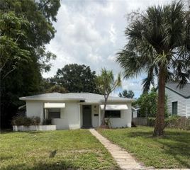 1317 35TH AVENUE N, St Petersburg, FL 33704