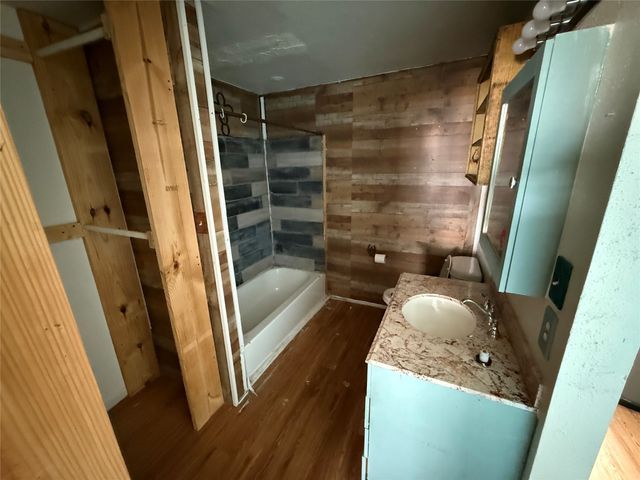 317 W 7th Street, Baird, TX 79504