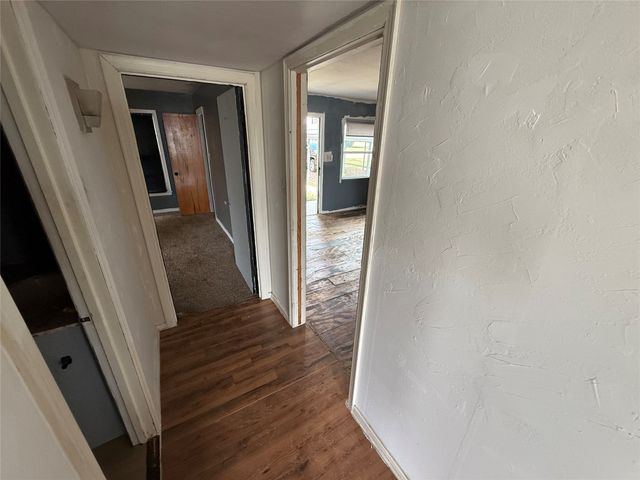 317 W 7th Street, Baird, TX 79504