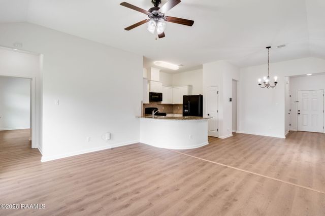 104 Cascade Road, Rayne, LA 70578