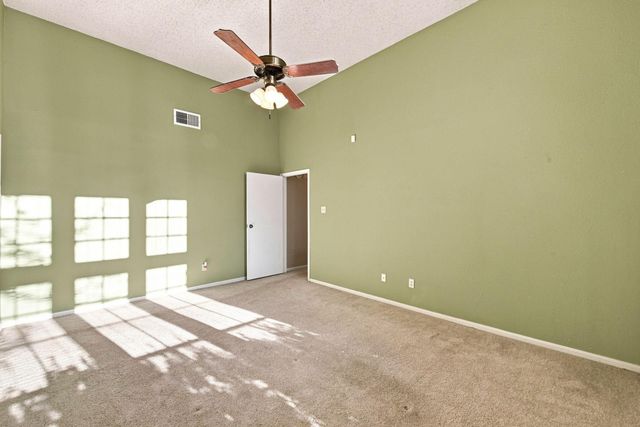 428 Old Course Dr, Friendswood, TX 77546