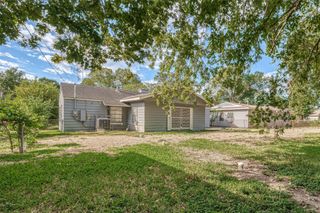 5619 Willow Glen Drive, Houston, TX 77033