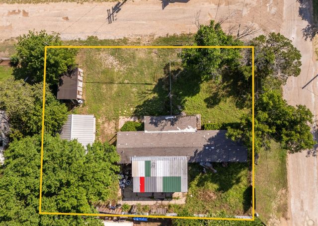158 County Road 1813, Clifton, TX 76634