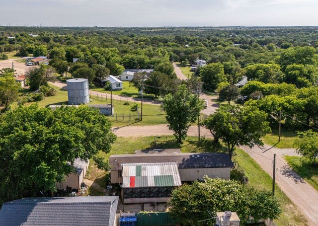 158 County Road 1813, Clifton, TX 76634