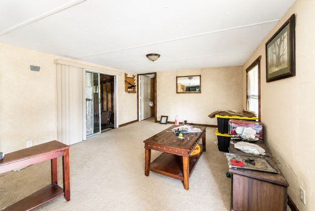 158 County Road 1813, Clifton, TX 76634