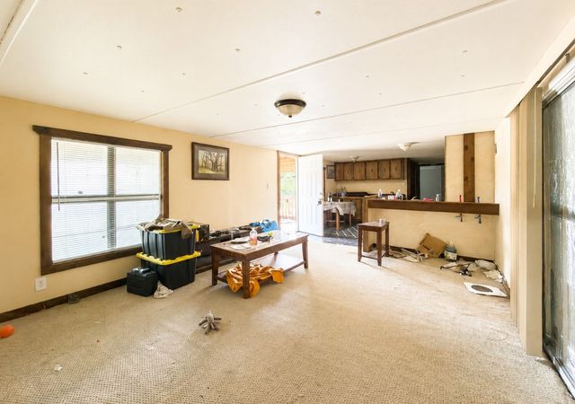 158 County Road 1813, Clifton, TX 76634