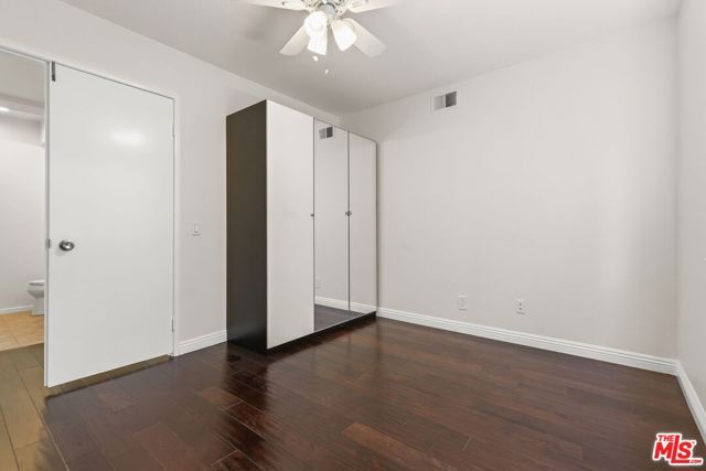 6501 Bradley Place, Los Angeles, CA 90056
