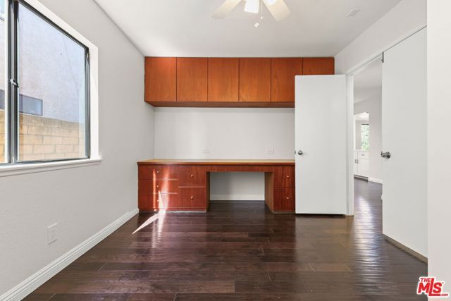 6501 Bradley Place, Los Angeles, CA 90056