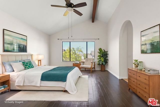6501 Bradley Place, Los Angeles, CA 90056