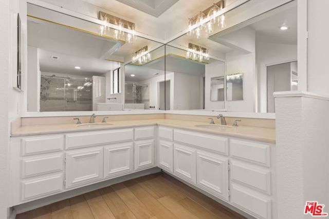 6501 Bradley Place, Los Angeles, CA 90056