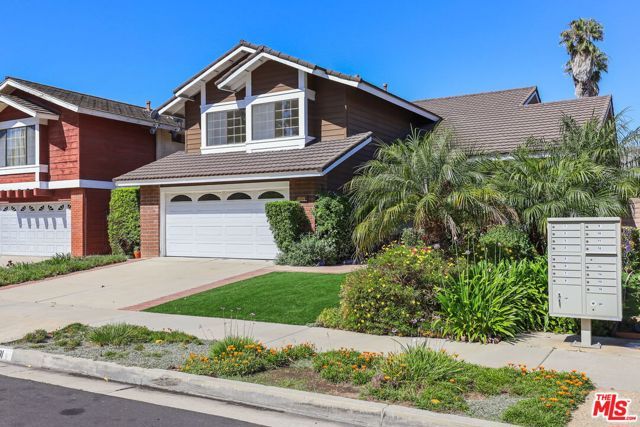 6501 Bradley Place, Los Angeles, CA 90056
