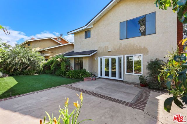 6501 Bradley Place, Los Angeles, CA 90056