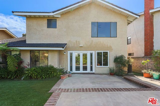 6501 Bradley Place, Los Angeles, CA 90056