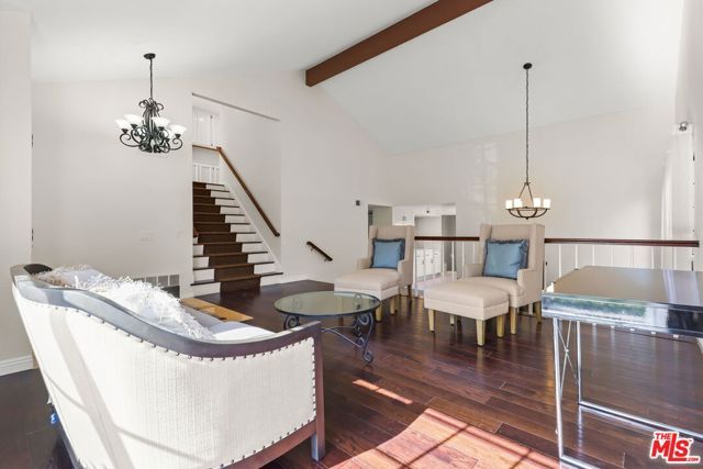 6501 Bradley Place, Los Angeles, CA 90056