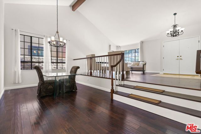 6501 Bradley Place, Los Angeles, CA 90056