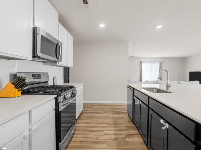 1410 Penrith Court, Boiling Springs, SC 29316