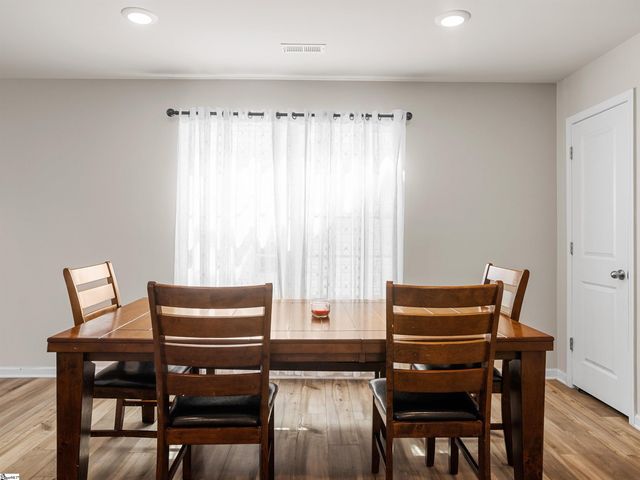 1410 Penrith Court, Boiling Springs, SC 29316