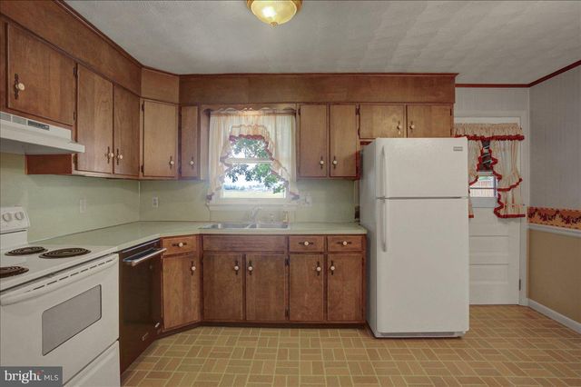 1355 SILOAM ROAD, Chambersburg, PA 17201
