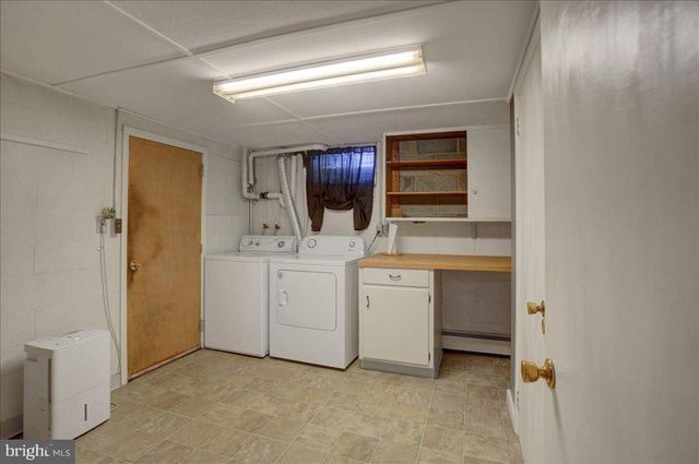 1355 SILOAM ROAD, Chambersburg, PA 17201