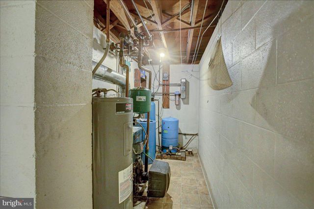 1355 SILOAM ROAD, Chambersburg, PA 17201