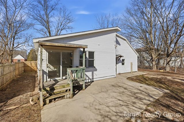 46 Hoskins Street, Hesperia, MI 49421