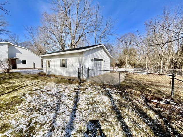 46 Hoskins Street, Hesperia, MI 49421