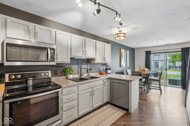 5933 Marina View Drive, Indianapolis, IN 46237