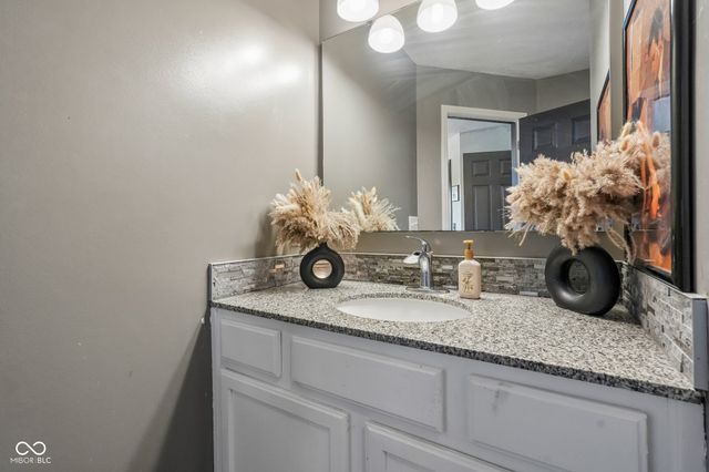 5933 Marina View Drive, Indianapolis, IN 46237