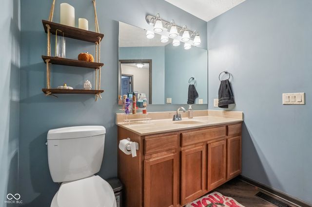 5933 Marina View Drive, Indianapolis, IN 46237