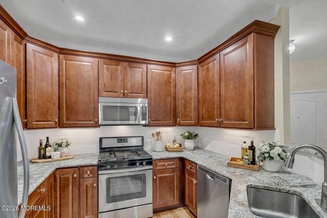 5 Stock Court, Old Bridge, NJ 08857