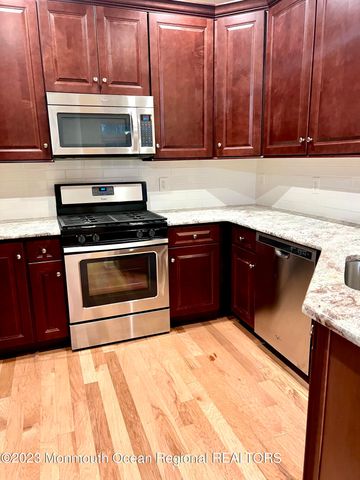 5 Stock Court, Old Bridge, NJ 08857