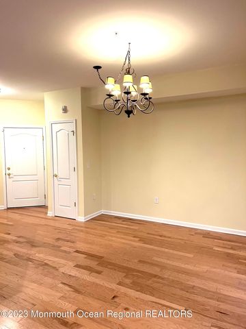 5 Stock Court, Old Bridge, NJ 08857