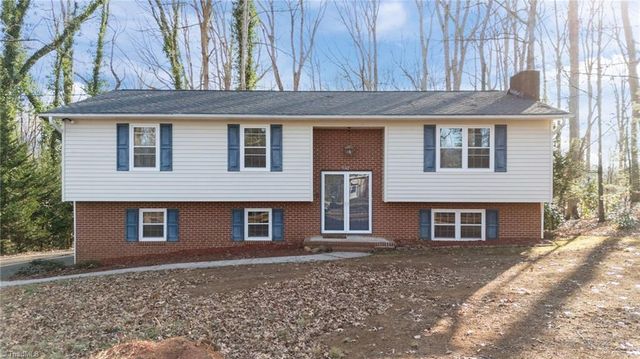 3742 Crosland Road, Winston-salem, NC 27106