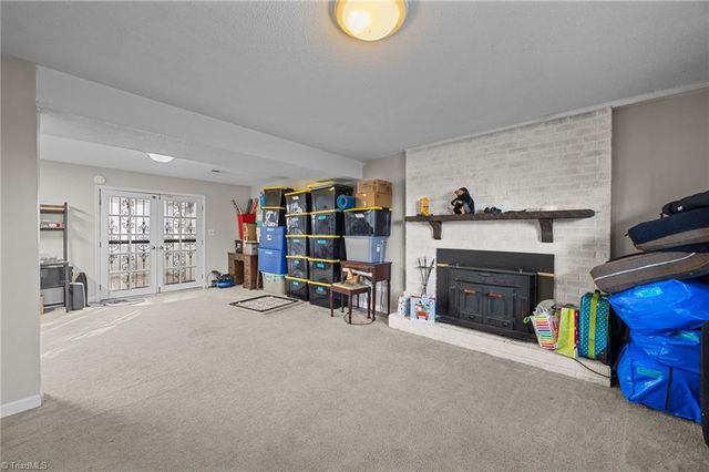 3742 Crosland Road, Winston-salem, NC 27106