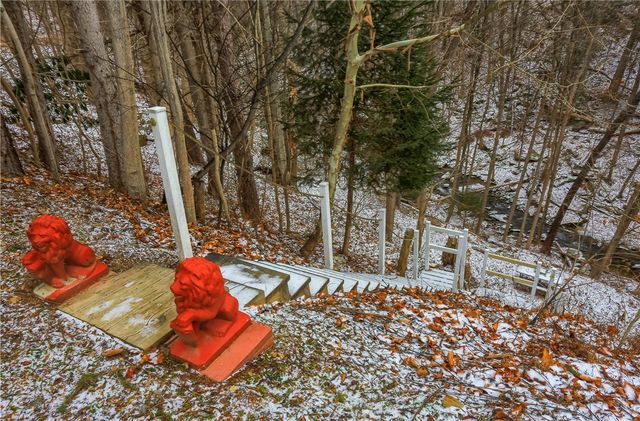 955 Woodside Ave, Ellwood City, PA 16117