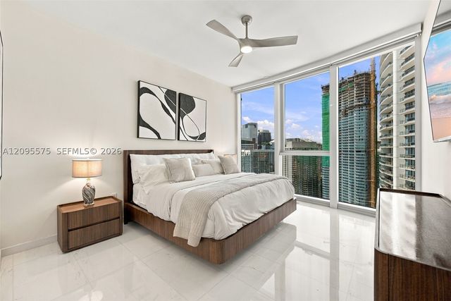 300 Biscayne Boulevard Way 4007W, Miami, FL 33131